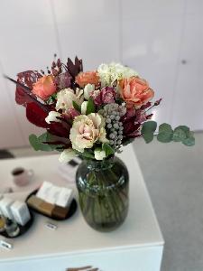 Kvetinové predplatné pre kanceláriu 1 mesiac každý týždeň L